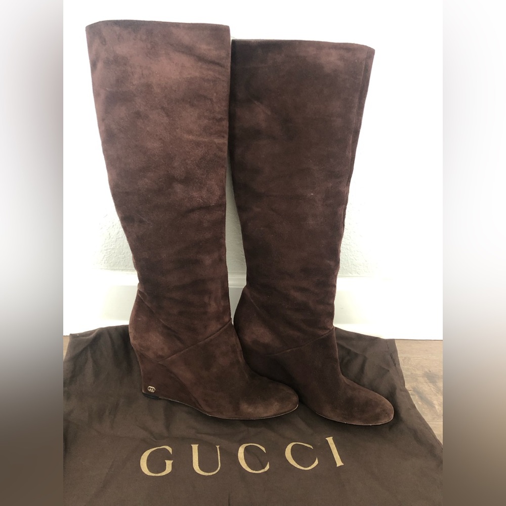 GUCCI knee high suede Boots size 38